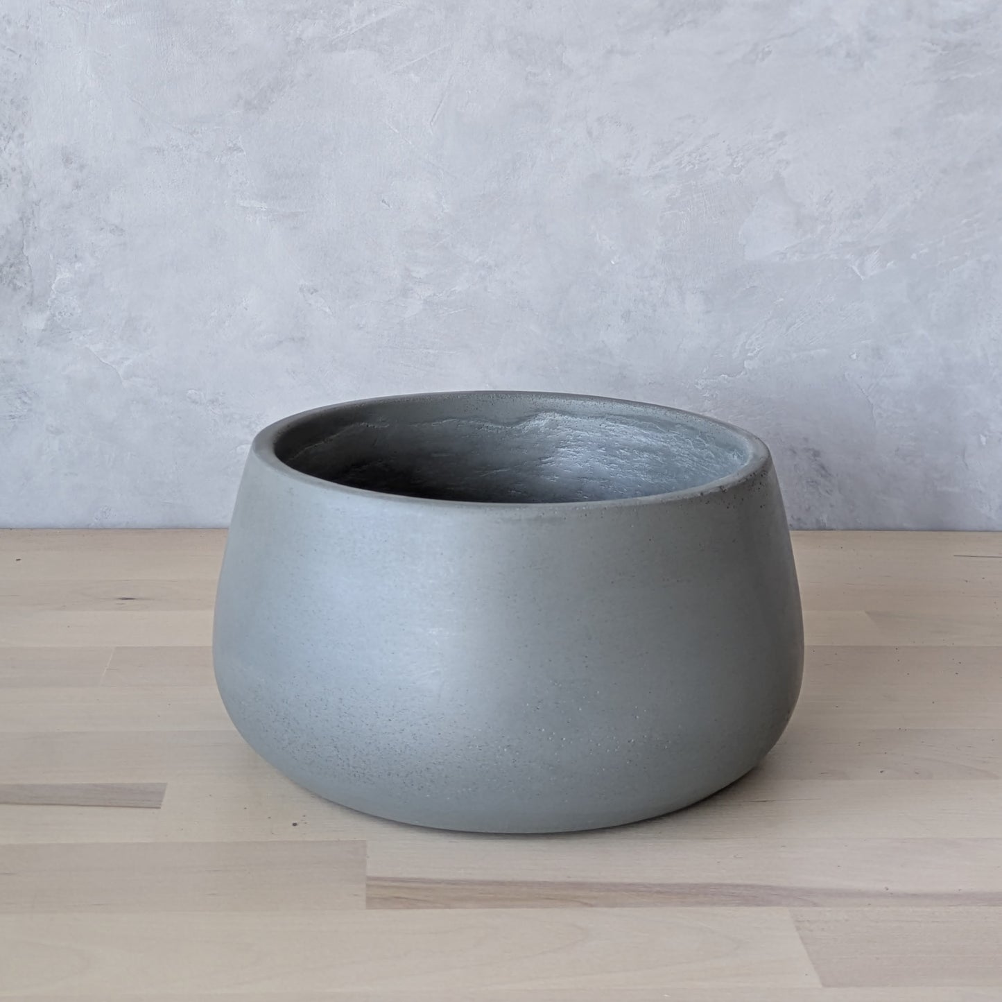 7.5" Heavy Duty Concrete Planter with Drain Hole