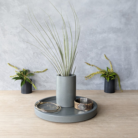 7.5" Round Concrete Tray