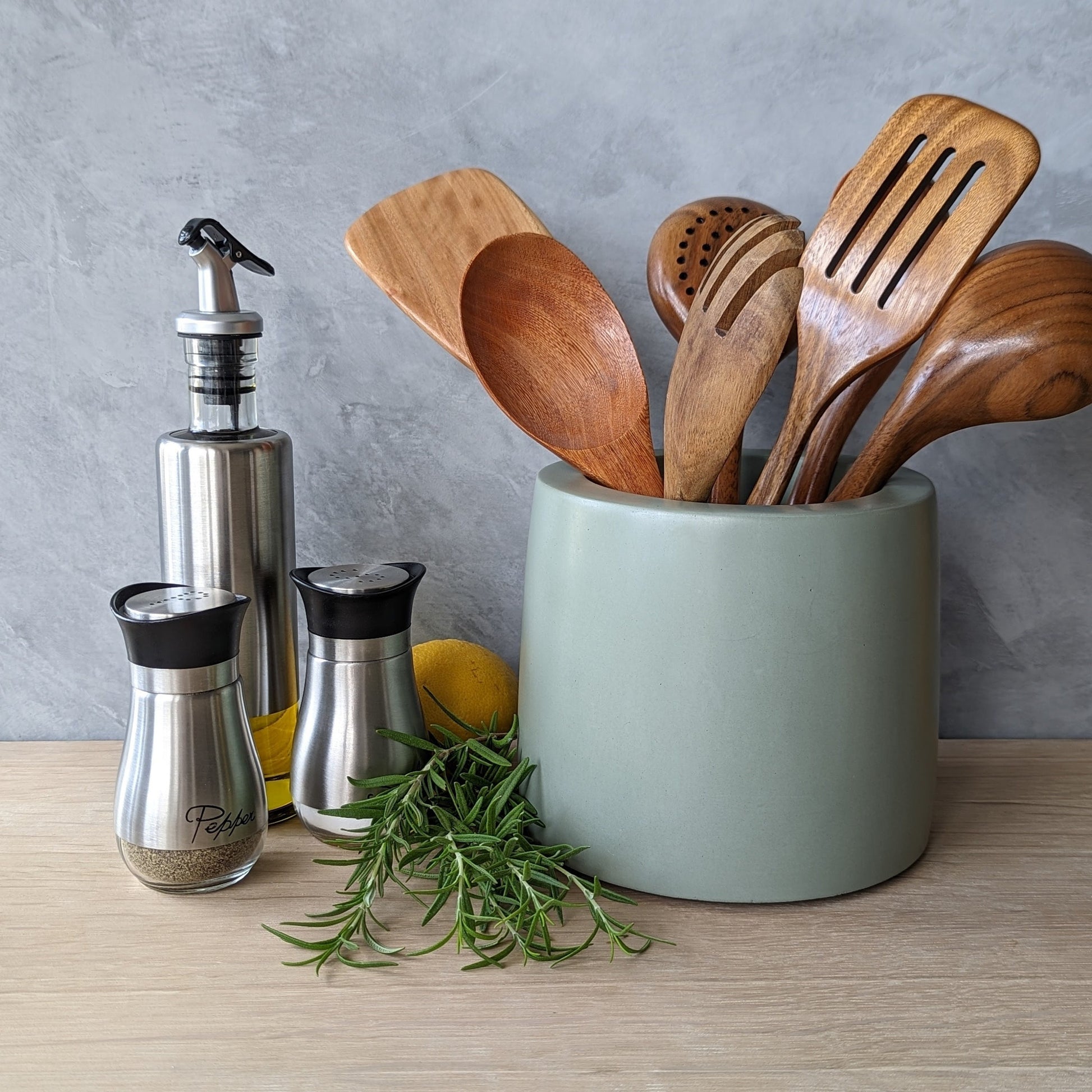 Modern Kitchen Utensil Holder