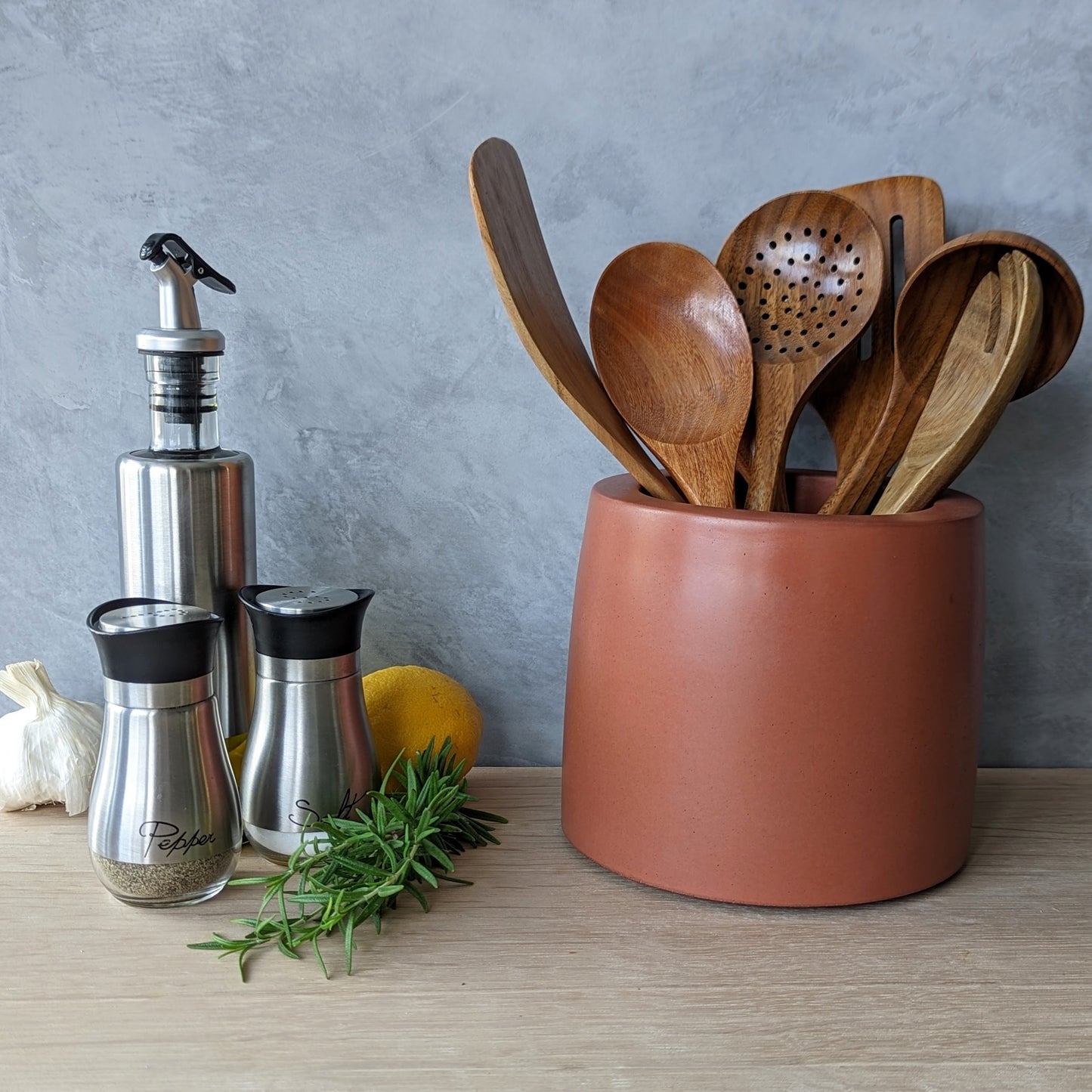 Modern Kitchen Utensil Holder